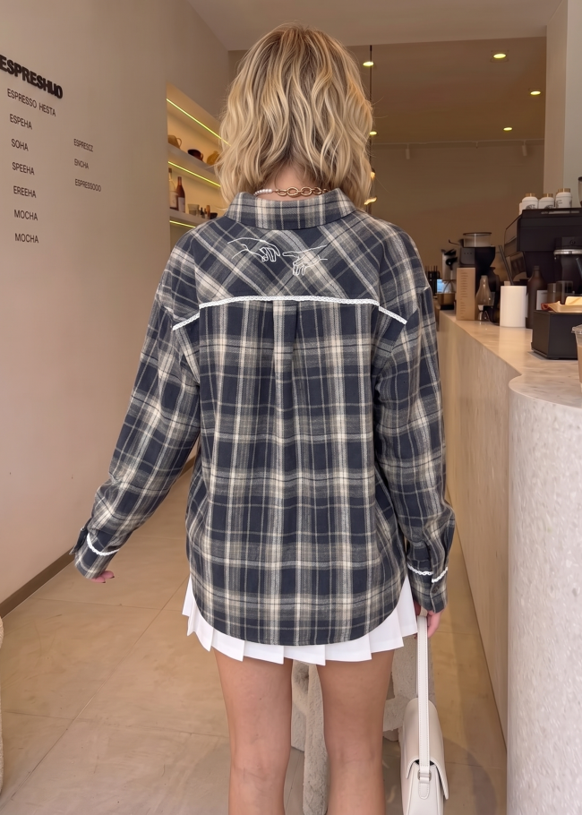 Картата сорочка oversize з мереживом