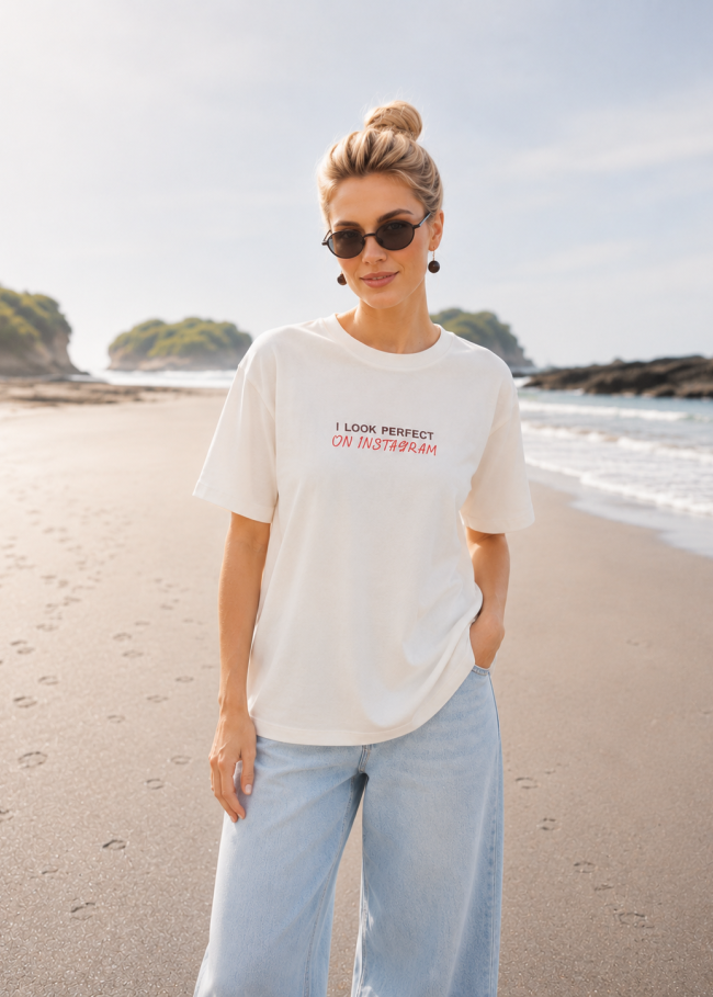 Футболка oversize зі спущеним плечем та принтом "I LOOK PERFECT ON INSTAGRAM"